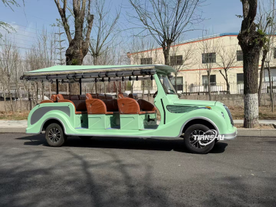 Old Sightseeing Vintage Car American Standard Classic Electric Vehicle Retro Design Tourism Antique Car on Protimotion
