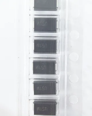 HER107 US1M DO-214AC 1A 1000V Surface Mount Ultra Fast Rectifier US1A US1B US1D US1G US1J US1K UF4007 For Power Switch