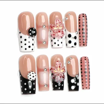 Hot Selling Nail Art for Nail Decoration Sweet and Cute Handmade Press on Nails Classic French Almond Shape Nails Reusable