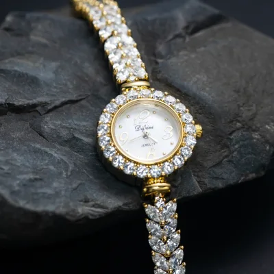 Fancy Lady Diamond Zircon Band Wrist Watch Luxury Custom Dial Japan Miyota Movt Watch Stainless Steel Back Women Iced Out Watch