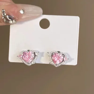 Songyi Women's Fashionable Daily Cute Heart-shaped Zircon Stud Casual Earrings