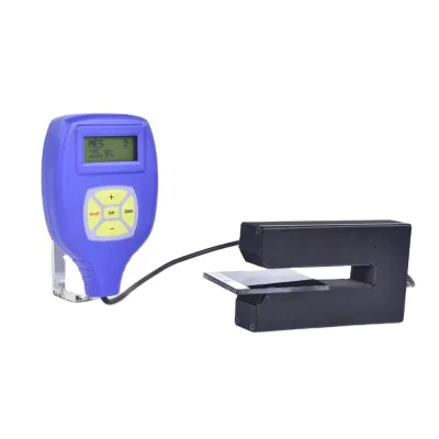 Digital Window Tint Meter ETT-0681 Portable Light Transmission Meter Used Transmission of Automobile Glass Range 0.0-100%