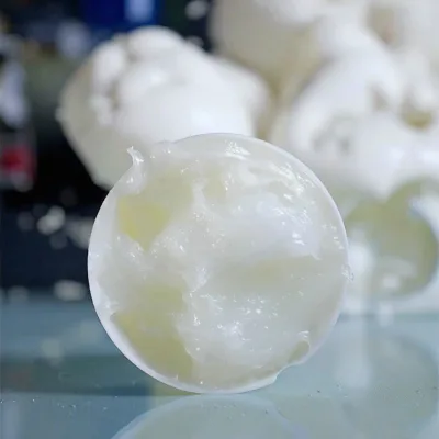 Premium Yellow Petroleum Jelly for Industrial Use and Cosmetic Applications CAS 8009-03-8