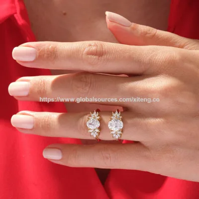 Low MOQ Wholesale Oval Cut Moissanite Engagement Ring 14K Solid Gold Vintage-inspired Ring OEM/ODM Customization