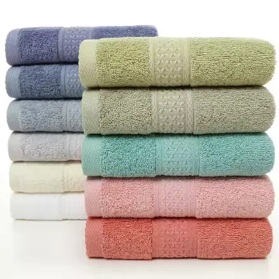 Wholesale Pure Cotton Bath Towel Set Plain Design with Customizable Company Logo for Hotels