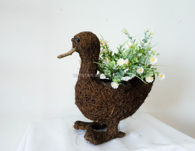 Garden Unique Design Decorative Rattan Duck Shape Flowerpot Planters for Planting Succulent Cactus