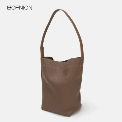 Classic Large Capacity Bucket Bag Soft Leather with Zipper Closure Dual Handles/Straps