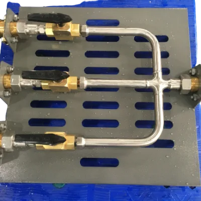 RF-4W Triple Manifolds