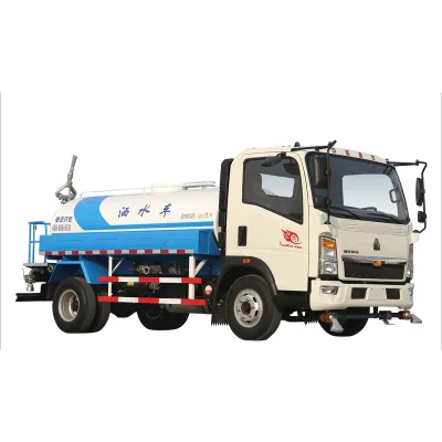 HOWO Light Duty Water Tanker Truck ZZ1167G4715C1 8 CBM Automatic 4X2 Diesel Euro 2 Hot Sales in South America
