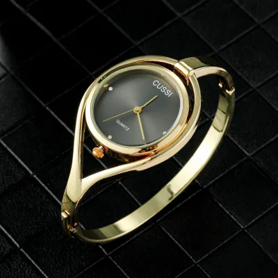 Hot Selling New Creative Girls Hollow Quartz Rectangle Bracelet Watch with Stainless Steel Band Alloy Case Joker Design