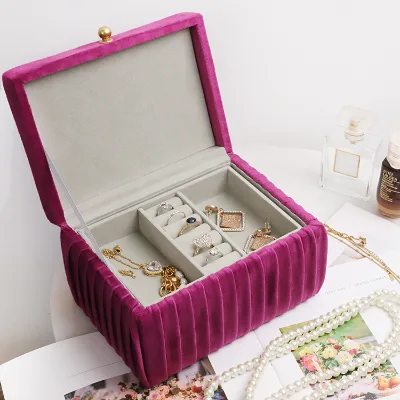 Rose Red Brown Blue Flannelette Fold Pattern Jewelry Storage Box Velvet Jewelry Storage Box with Gold Metal Decor