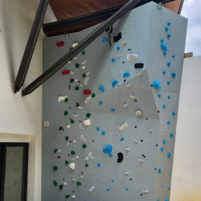 Rock Climbing Wall Project With Full Accessories and Installation Service