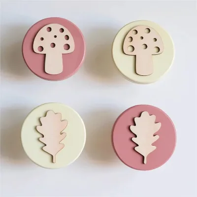Decorative Wooden Wall Hook Hanger Cute Hanging Hooks for Children's Rooms