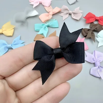 High Quality Pre-tied 1.5cm Multiple Colors Grosgrain Ribbon Bow for Decoration Diy Accessoires Giftbox Hairpin Clips Phone case