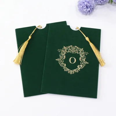 Wholesale Dark Green Color Customized Velvet Pocket Envelopes for Invitation Cards Custom Suede Packing Pocket Evnelopes