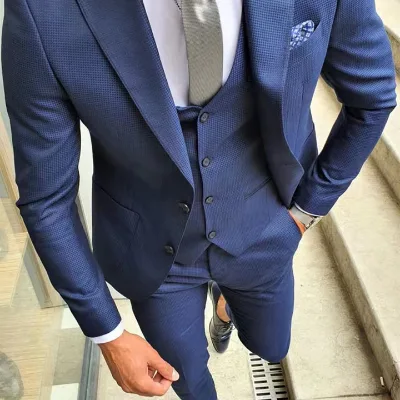 Latest Design Shawl Lapel Wedding Tuxedos for Groomsmen Best Man Royal Blue Suits 3 Piece Prom Party Men Suits