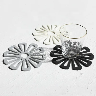2023 New Products Wholesale Simple Style Custom Mug coaster Anti-scald Kitchen Anti-slip Silicone Nordic coaster