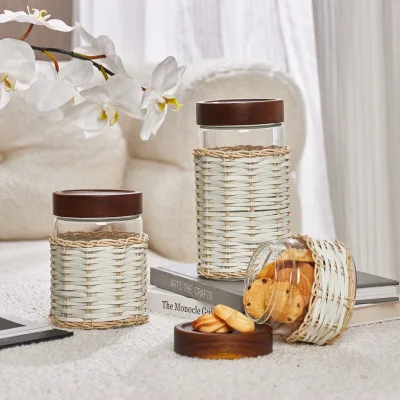 OEM&ODM Modern Multifunction Rattan Weave Glass Storage Jar with Cover for Beverages & Grain Storage Carton Packed for Parties