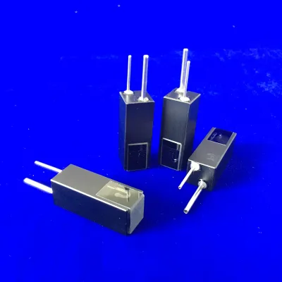 High Quality Factory Hot Sale 99.99% Pure Quartz Cuvette Cell Q614 1100C