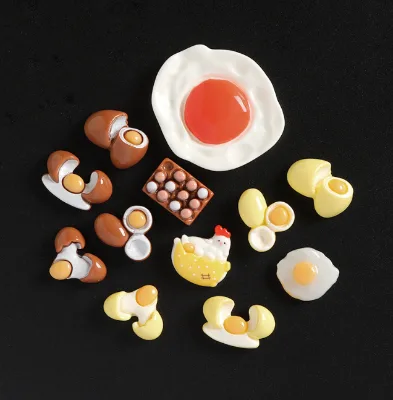Mini Resin Fried Cracked Egg Dollhouse Miniature Food Carton Chicken Figurine Kitchen Decor Pretend Play Dollhouse Cute DIY Gift