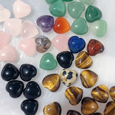Wholesale Natural Healing Stone Heart Gemstone Carving 15mm Mini Heart Crystal Carving for Home Decoration