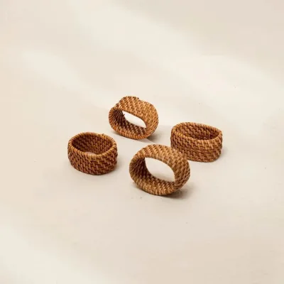 Premium Woven Rattan Napkin Rings Durable Natural Eco-Friendly Rustic Stylish Dining Accessories Oval Everyday Table Decor