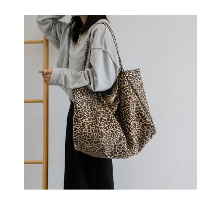 Leopard Print Tote Bag Large Capacity Shoulder Bag Slouchy Shopping Bag for Women Work Everyday Wholesale Custom