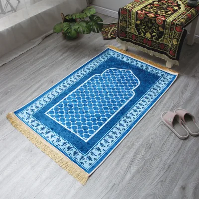 Lightweight Soft Muslim Prayer Rug for Kids and Travelers Traditional Pattern Embroidered and Tufted Thin Prayer Mat