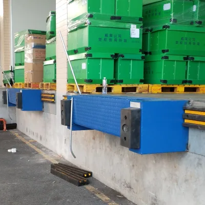 3 Ton Mobile Yard Ramp 1.6m 1.8m 2m Portable Loading Ramp Steel Structure for Container Loading Unloading Wholesale