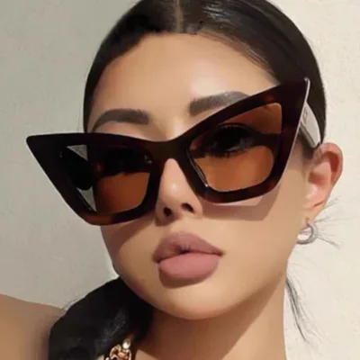 028/European American High-End Cat's Eye Sunglasses New Exaggerated Niche Punk Decorative Sunglasses UV400 Unisex Lens Present