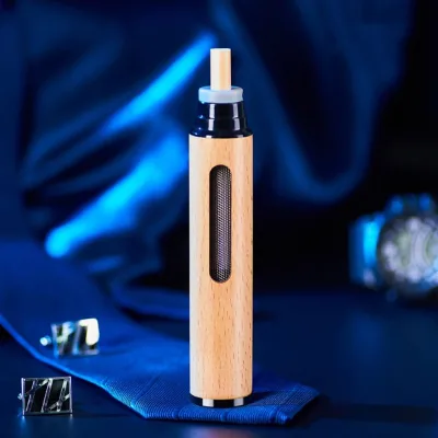 Portable Car Ashtray Mini Car Ashtray Anti Soot-flying Cigarette Cover Anti-ash Luxury Wood Cigarette Holder for Smoking Gift