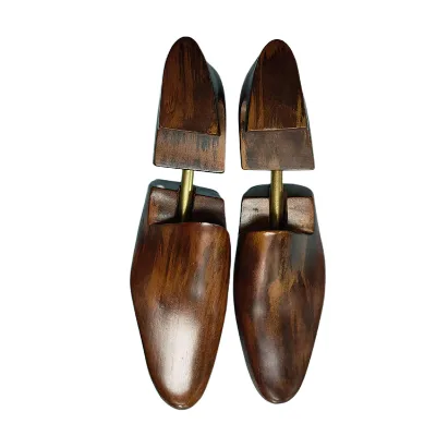 Wholesale Plastic Shoe Beech Wood Shoe Tree With Painted