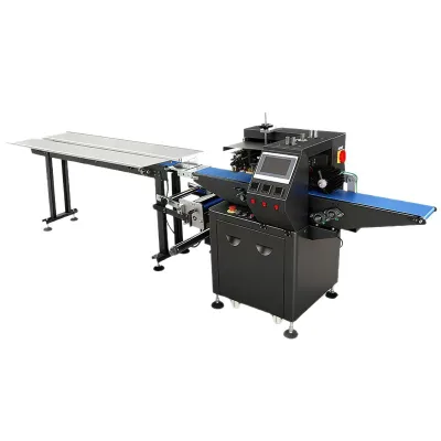 Fully Automatic Servo Pillow Packaging Machine Hardware Accessories Fast Automatic Packaging Machine for Food Bread and Pastries