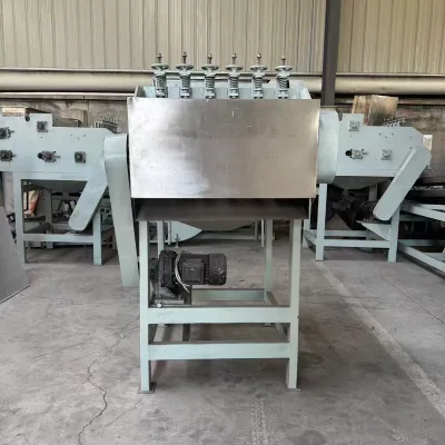 Small Commercial Cashew Shelling Machine 220V 50Hz 1.5KW 1 Year Warranty for Primary Nut Processing