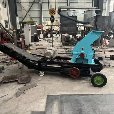China Produces 30t/h Gold Ore Sand Making Machine with Wheels and Folding Conveyor