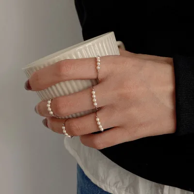 Vintage-inspired Cultured Pearl Finger Ring for Females, Simple yet Stylish Ball-shaped Opening Finger Ring Trend