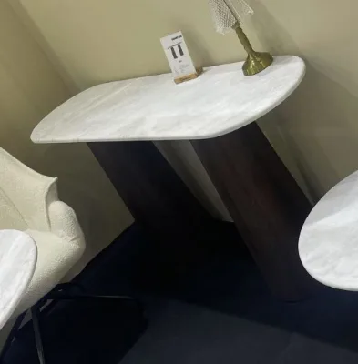 Fashionable Dining Table for Restaurant Hotel Commercial Use
