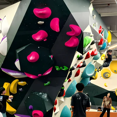 Sports Venue Climbing Adventure Project Modular Rock Climbing Wall Setup