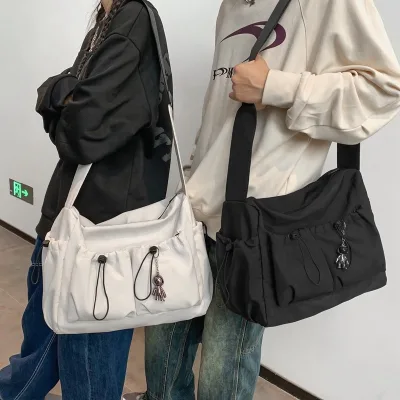 Custom Women's Fashionable Crossbody Bag Large Capacity Men's Nylon Shoulder Bag Zipper Closure Solid Color Bag for Students