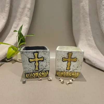 Simple Concrete Flowerpot with Cross Element for Indoor and Outdoor Potted Plants Office Desks Easter Decorations