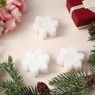 HYRA 3 Pcs Snowflake Candles Winter Trendy Candles Snowflake Shaped Soy Wax Aesthetic Gifts for Valentine Home Party Decorations