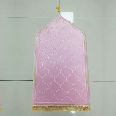Portable Muslim Prayer Mat With Backrest Flannel Prayer Blanket and Non-slip Back Ramadan Gift Prayer Mat