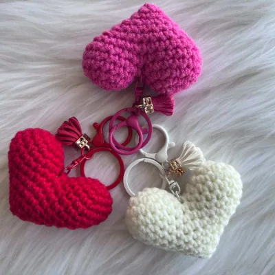 Lovely Handmade Crochet Love Knitted Fabric Key Ring Knitting Creative Companion Bag Pendant Keychain Accessories Wholesale