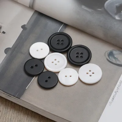Round Flatback Buttons - Natural Pearl Shell With 2/4 Holes - Ideal for Custom Clothing & Fashion Accessories