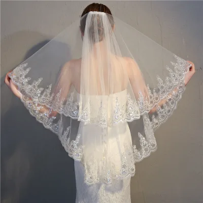 Bridal Lace Wedding Veils for Brides 2-Tier Appliqued Short Waist Length Bride Veil with Comb Soft Tulle Veils