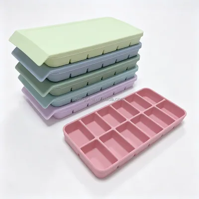 Hot Sell Wide Row Silicone Ice Cube Tray 12 Protions Food Safe Silicone Soup Freezer Container Food Box