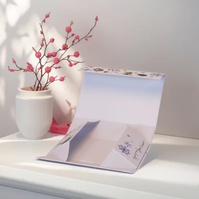 Christmas Festivals Gift Packaging Box Foldable Magnetic Rigid Paper Box with Matt Lamination Magnetic Closure Gift Box