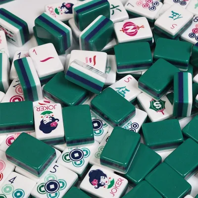 New Acrylic Mahjong Tiles Green Four Layer Color Blocked Mini Travel Portable Packaging Leisure and Entertainment Mahjong Tiles