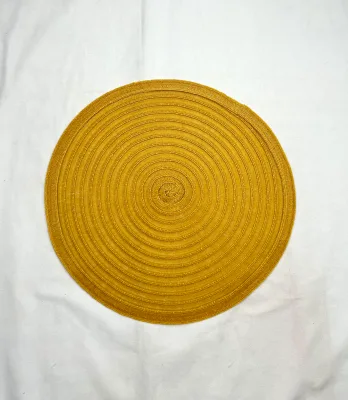 Individual Round Woven PVC/Polyester Eco-Friendly Hollow Insulated Placemat 38cm*38cm Set for Dining Table