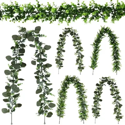 White Flocked Artificial Eucalyptus Garland Baby Breath Flower Leaf for Graduation Chinese New Year Christmas Hanging Plastic